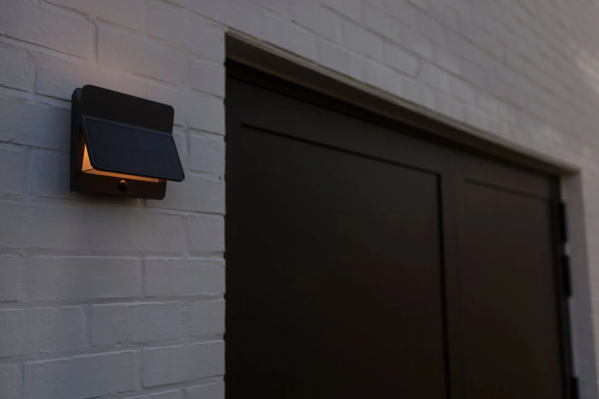 Aleta solar wandlamp