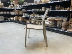 Armstoel Norris zand/zand