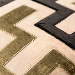 Sierkussen bellona raven