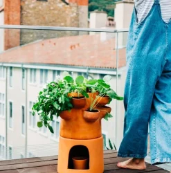 Zelfbemestende composter balkon